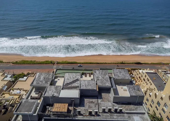 Luxury Beachfront Apartment - 30 Degrees Umdloti