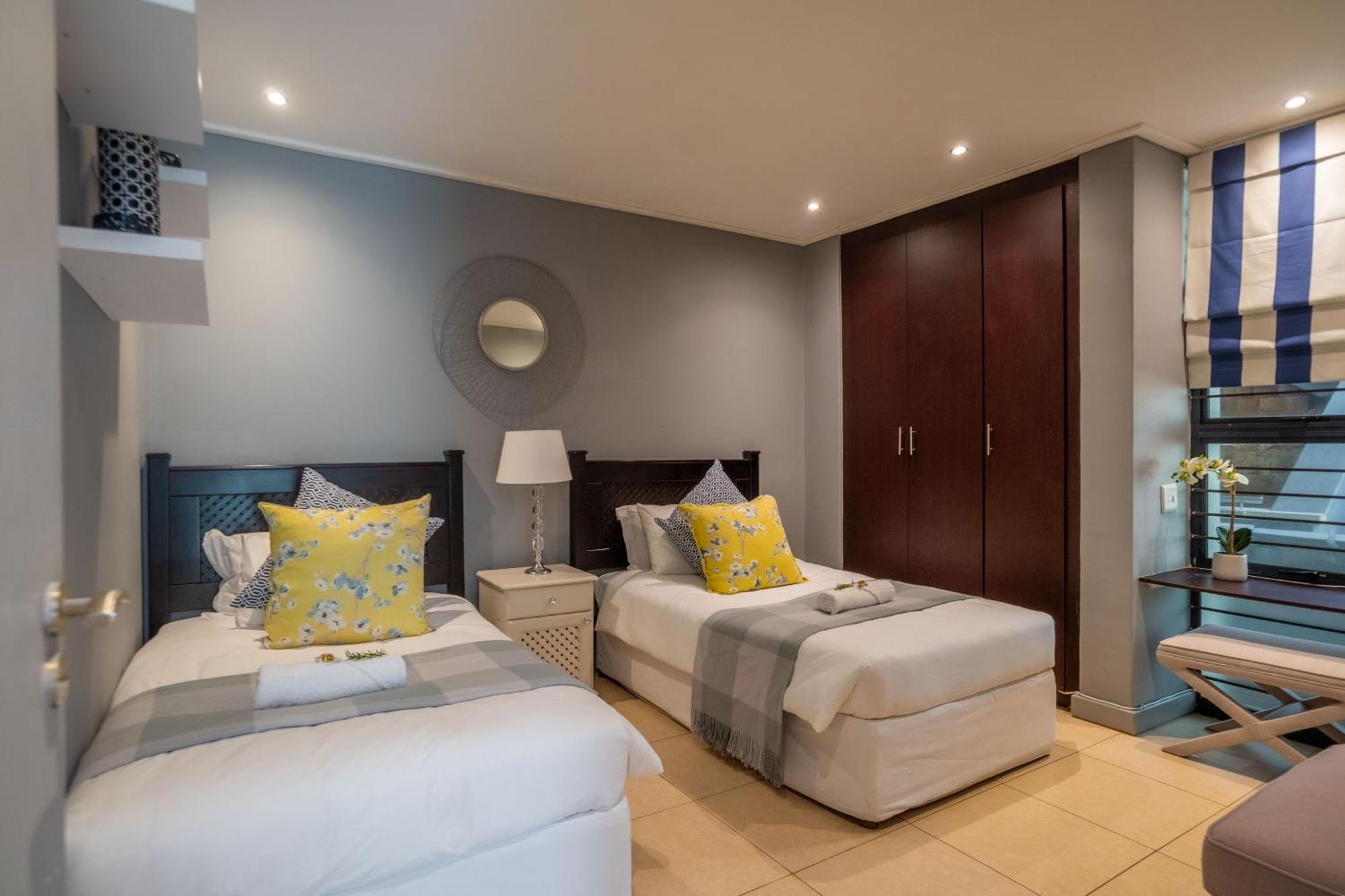 Luxury Beachfront - 30 Degrees Apartment Umdloti